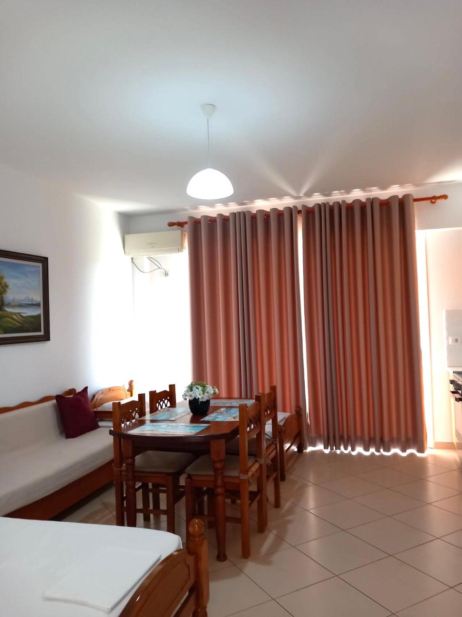 Caldera Vista Apartaments Sarande Bagian luar foto